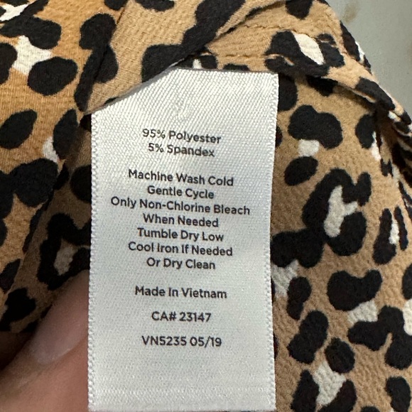 Talbots Leopard Print Sleeveless Top Size Large - Picture 4 of 6